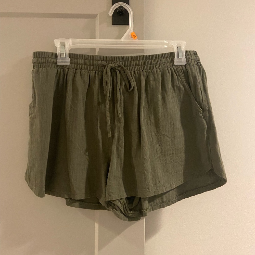 2 pairs of flowy shorts